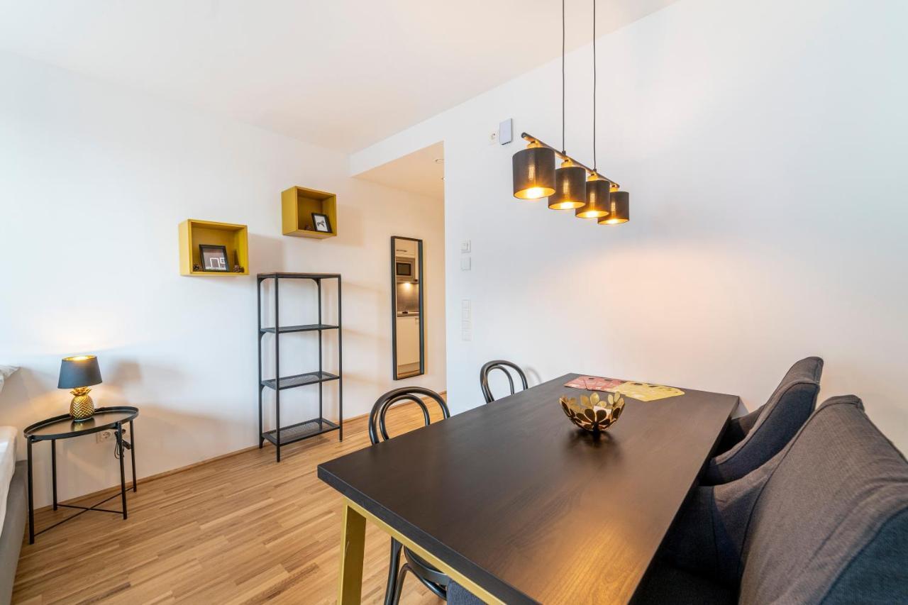 Rhc Central Station Premium Apartments | Contactless Check-In Wenen Buitenkant foto